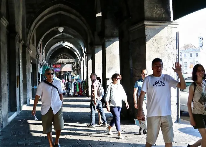 Stanza D'artista Lejlighed Genova